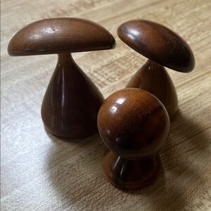 MCM Swedes Myrtle Wood  Mushroom Set of 3